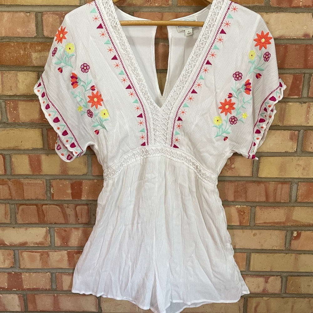 White Embroidered V-Neck Women's Romper